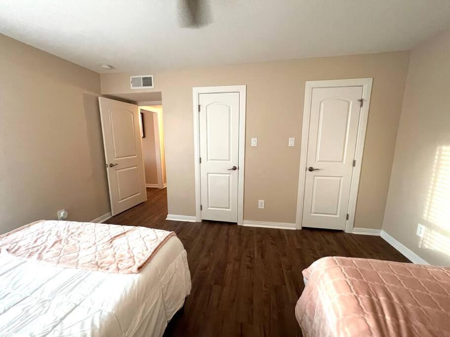 Lovely 2 Bedroom/2 Bath Houston, Heights/Galleria Exterior photo