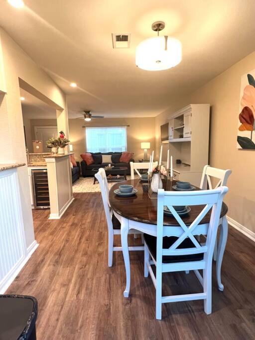 Lovely 2 Bedroom/2 Bath Houston, Heights/Galleria Exterior photo